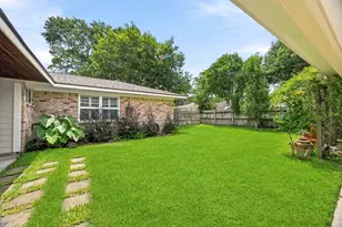6131 Yarwell Dr, Houston, TX 77096 - Photo 37