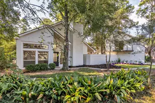 4 N Autumnwood Way, The Woodlands, TX 77380 - Photo 1