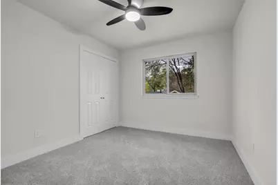 4 N Autumnwood Way, The Woodlands, TX 77380 - Photo 29