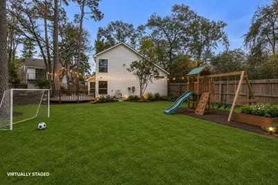 4 N Autumnwood Way, The Woodlands, TX 77380 - Photo 3