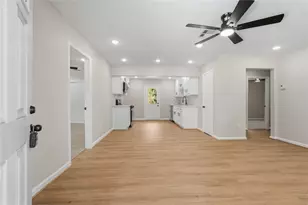 10629 Fairfax St, Houston, TX 77029 - Photo 3