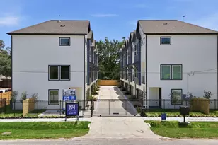 1404 Cedar Post Ln, Houston, TX 77055 - Photo 31