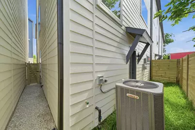 1404 Cedar Post Lane, Houston, TX 77055 - Photo 29