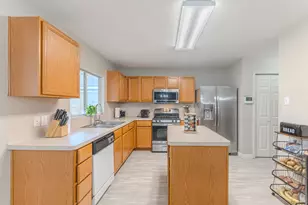 19522 Narcissus Brook Ln, Cypress, TX 77433 - Photo 13