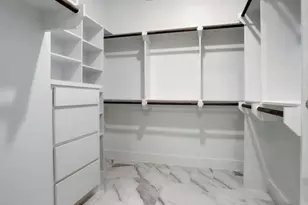 2643 Fountain Key Blvd Blvd, Houston, TX 77008 - Photo 15