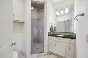 86 S Creekside Ct, Houston, TX 77055 - Photo 27