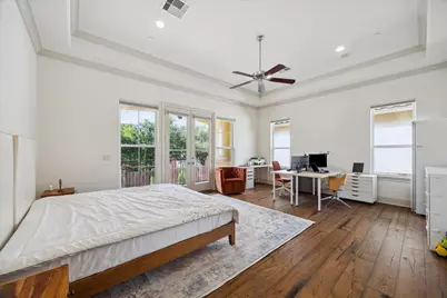 86 S Creekside Court, Houston, TX 77055 - Photo 19