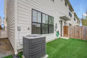 6420 Highland Pine Ln, Houston, TX 77091 - Photo 31