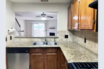 2910 Grants Lake Boulevard #704, Sugar Land, TX 77479 - Photo 5