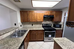 2910 Grants Lake Blvd, Sugar Land, TX 77479 - Photo 3