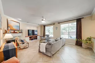 4438 Eden Point Ln, Katy, TX 77494 - Photo 9