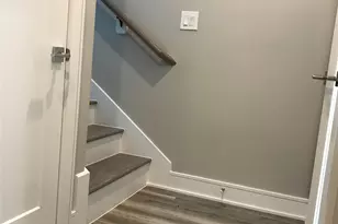 1111 Edwards St, Houston, TX 77007 - Photo 9