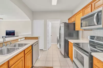 6607 Lake Woodlands Drive #322, The Woodlands, TX 77382 - Photo 7