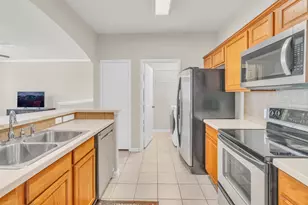 6607 Lake Woodlands Dr, The Woodlands, TX 77382 - Photo 7