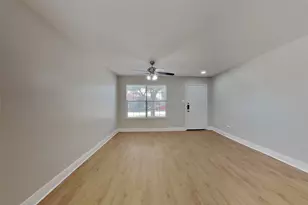 29402 Legends Hill Dr, Spring, TX 77386 - Photo 3