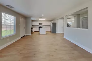 29402 Legends Hill Dr, Spring, TX 77386 - Photo 5