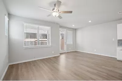 10004 Rustic Charm Street, Houston, TX 77080 - Photo 9