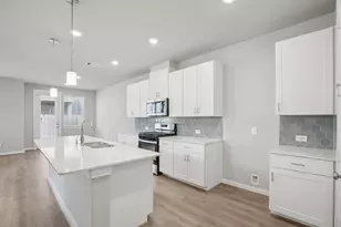10004 Rustic Charm St, Houston, TX 77080 - Photo 3