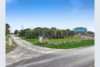 1716 Garth Avenue, Gilchrist, TX 77617 - Photo 15