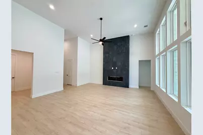 358 Louvenia Court, Pinehurst, TX 77362 - Photo 11