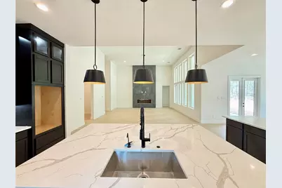 358 Louvenia Court, Pinehurst, TX 77362 - Photo 9