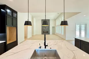 358 Louvenia Ct, Pinehurst, TX 77362 - Photo 9