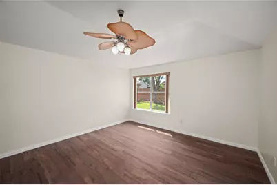 16014 Surrey Woods Drive, Friendswood, TX 77546 - Photo 11