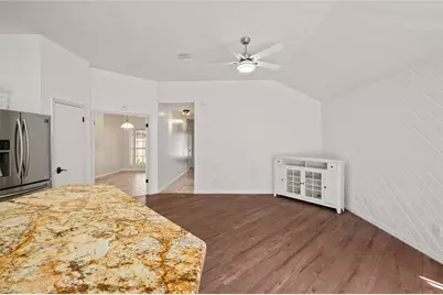 16014 Surrey Woods Drive, Friendswood, TX 77546 - Photo 33