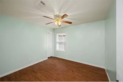 16014 Surrey Woods Drive, Friendswood, TX 77546 - Photo 21