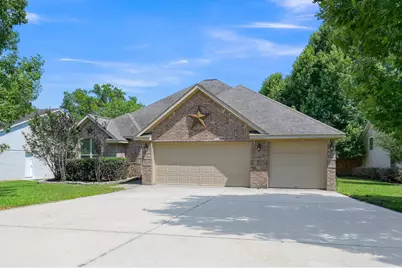 9766 Twin Shores Drive, Willis, TX 77318 - Photo 3