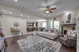 9766 Twin Shores Dr, Willis, TX 77318 - Photo 17
