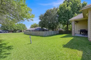 9766 Twin Shores Dr, Willis, TX 77318 - Photo 37