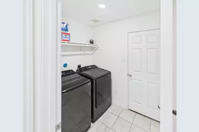 11608 Moonstruck Lane, Houston, TX 77048 - Photo 17