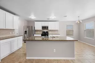 17806 Royal Breccia Ln, Richmond, TX 77407 - Photo 9