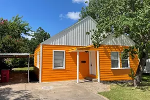 727 W 5th St, Freeport, TX 77541 - Photo 1