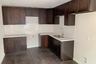 303 Harlem St, Sweeny, TX 77480 - Photo 17