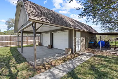 11546 Davidson Road, Beaumont, TX 77705 - Photo 33