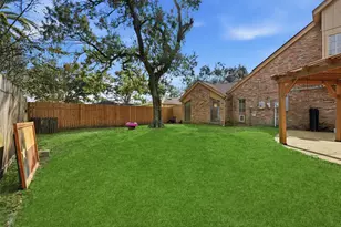 2408 Chelmsford Ct, Alvin, TX 77511 - Photo 17
