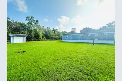 9012 Spruce Street, Hitchcock, TX 77563 - Photo 15