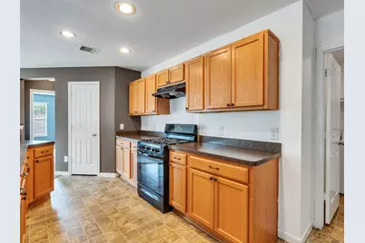 29257 Legends Worth Drive, Spring, TX 77386 - Photo 9