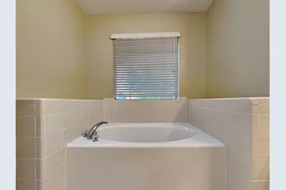 12027 Bunny Lane, Pinehurst, TX 77362 - Photo 11