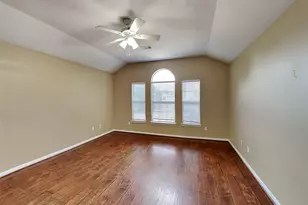 12027 Bunny Ln, Pinehurst, TX 77362 - Photo 9