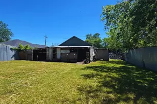 1462 Wall St, Beaumont, TX 77701 - Photo 7