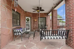 1501 W Castlewood Ave, Friendswood, TX 77546 - Photo 31