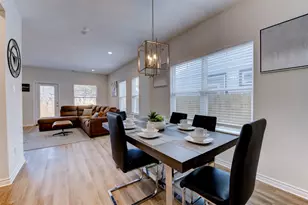 7134 Eastwood St, Houston, TX 77021 - Photo 3