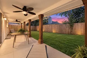 1205 Marine Dr, Galveston, TX 77550 - Photo 23