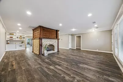 1205 Marine Drive, Galveston, TX 77550 - Photo 3