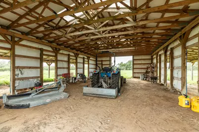 31 County Road 533, Angleton, TX 77515 - Photo 11