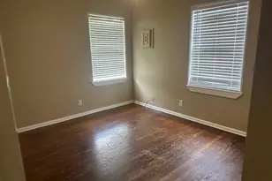 114 Forest Oaks Ln, Lake Jackson, TX 77566 - Photo 5