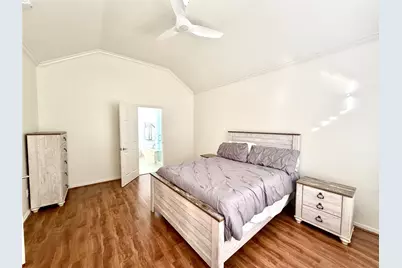 9515 Laurel Creek Court, Houston, TX 77040 - Photo 25